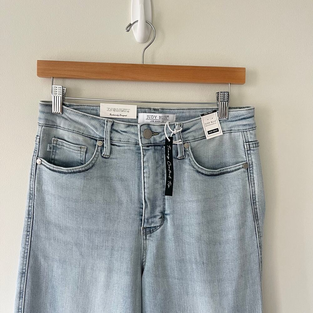 Judy Blue NWT Marco High Rise Tummy Control Top Straight Light Wash Denim Jeans - Picture 12 of 12